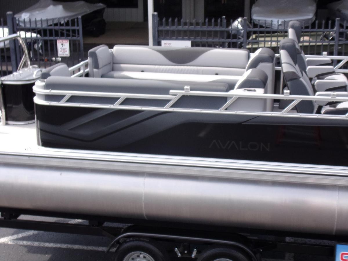 2026 Avalon Venture 85 Quad triple log with trailer