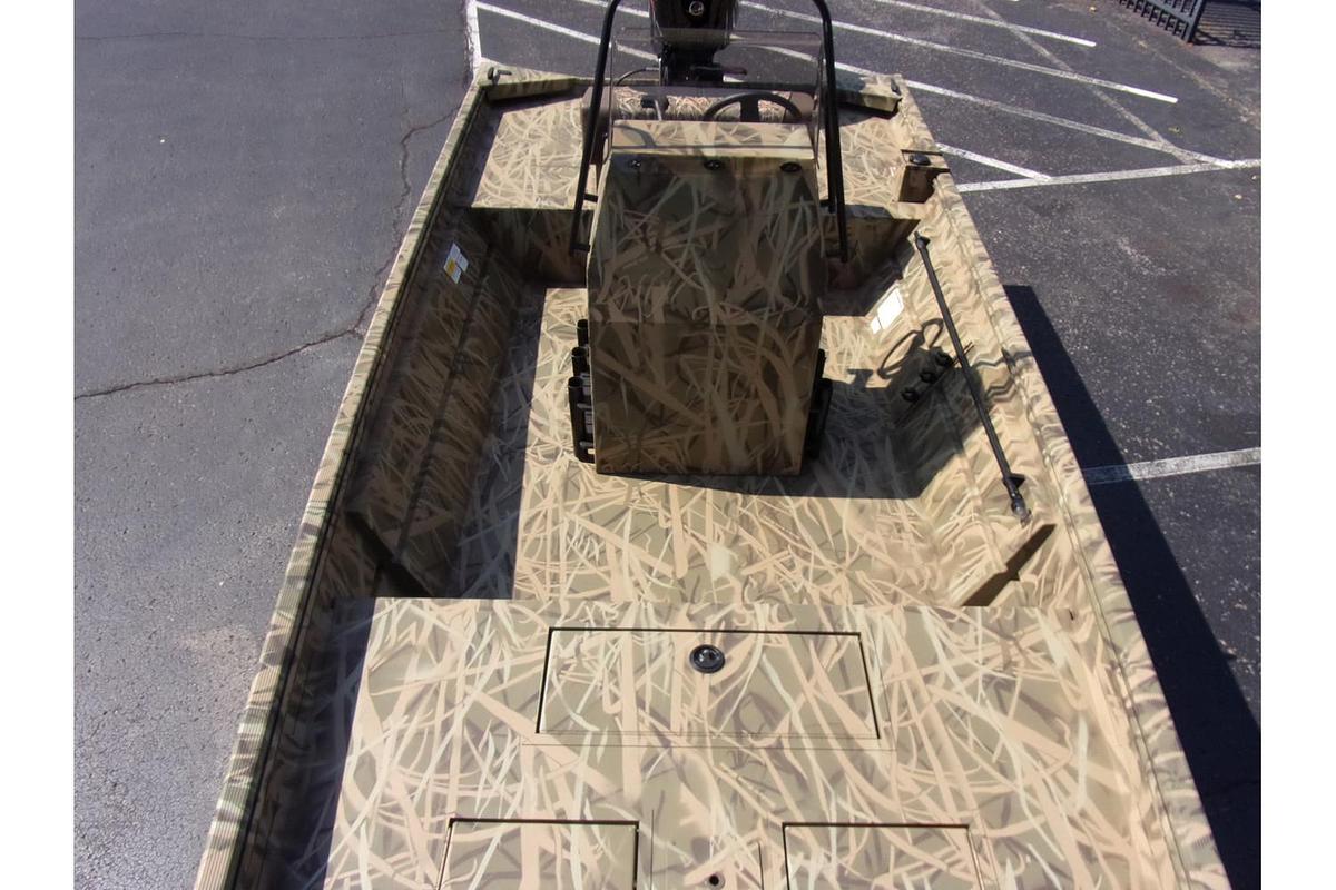 2025 Crestliner 1860 Retriever CC