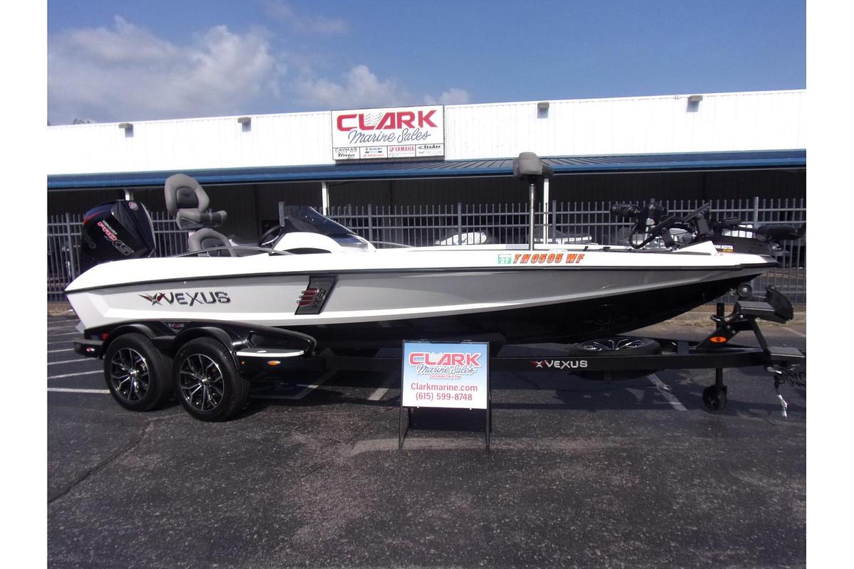 2020 Vexus Vexus VX20 with only 30 HOURS!