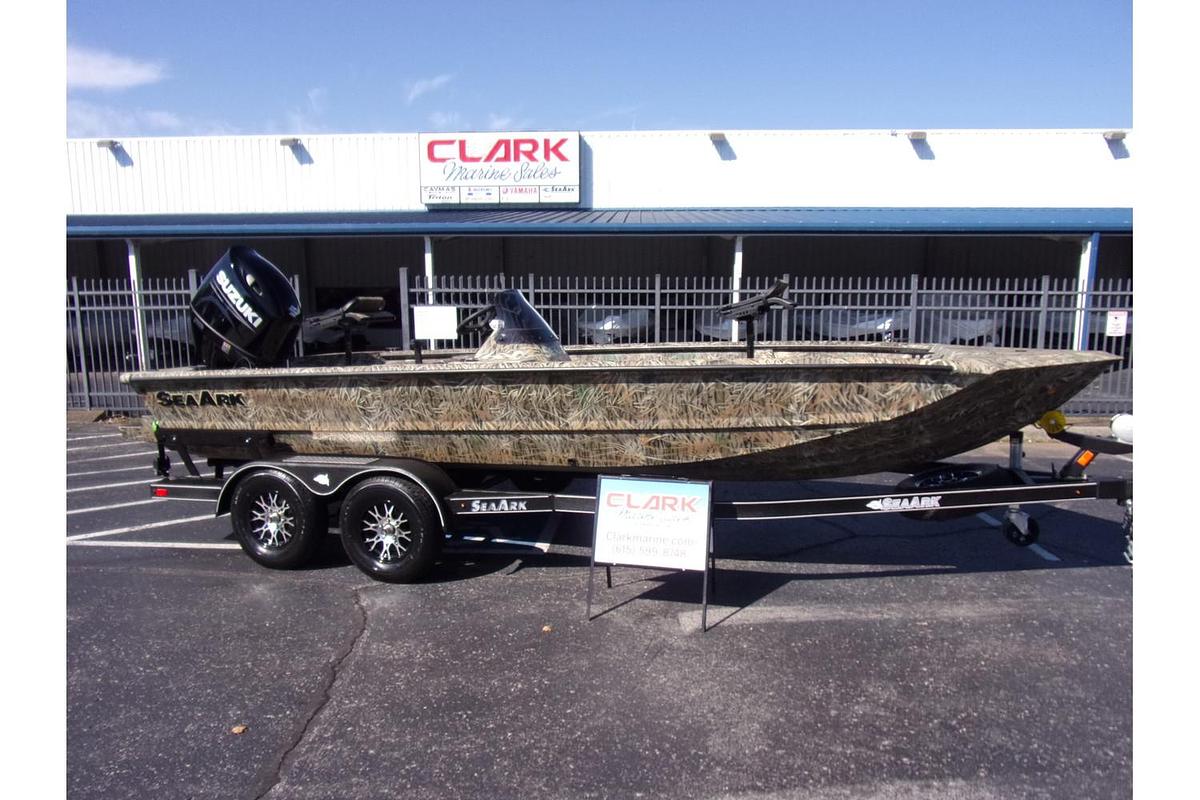 2025 SeaArk Phantom 20 XV Side Console