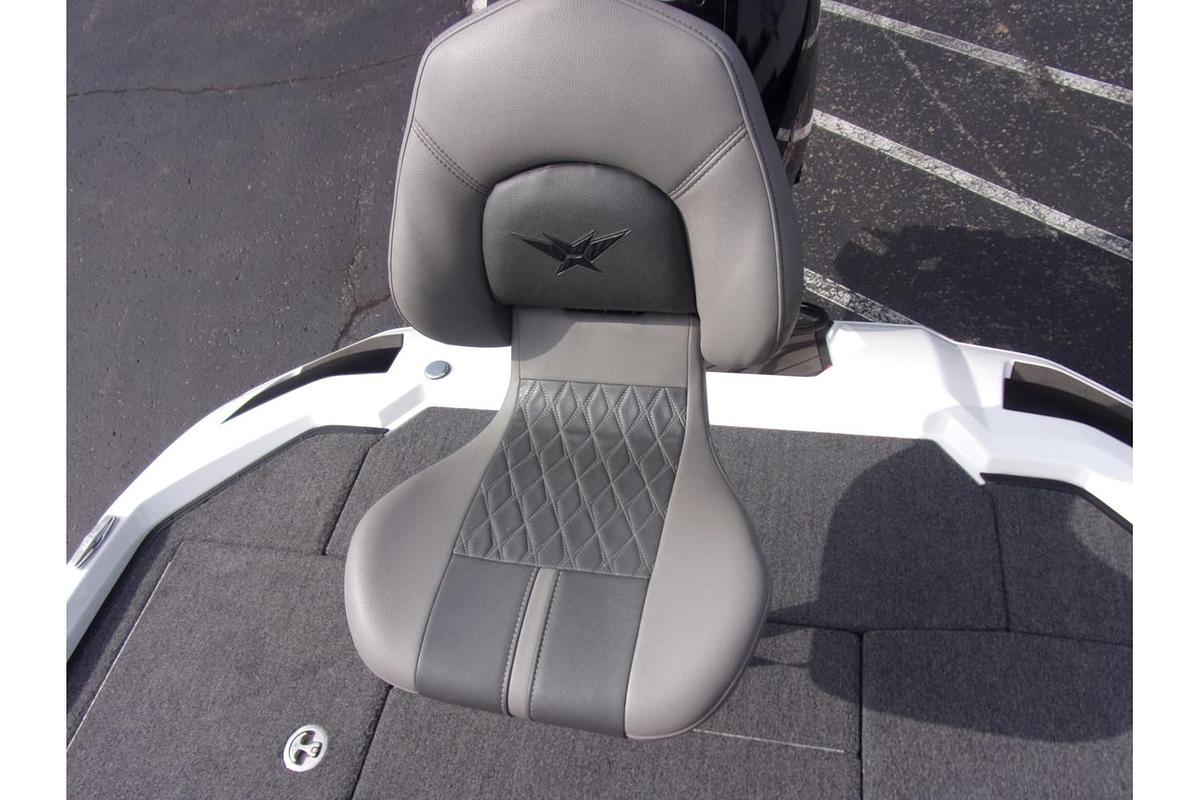 2020 Vexus Vexus VX20 with only 30 HOURS!