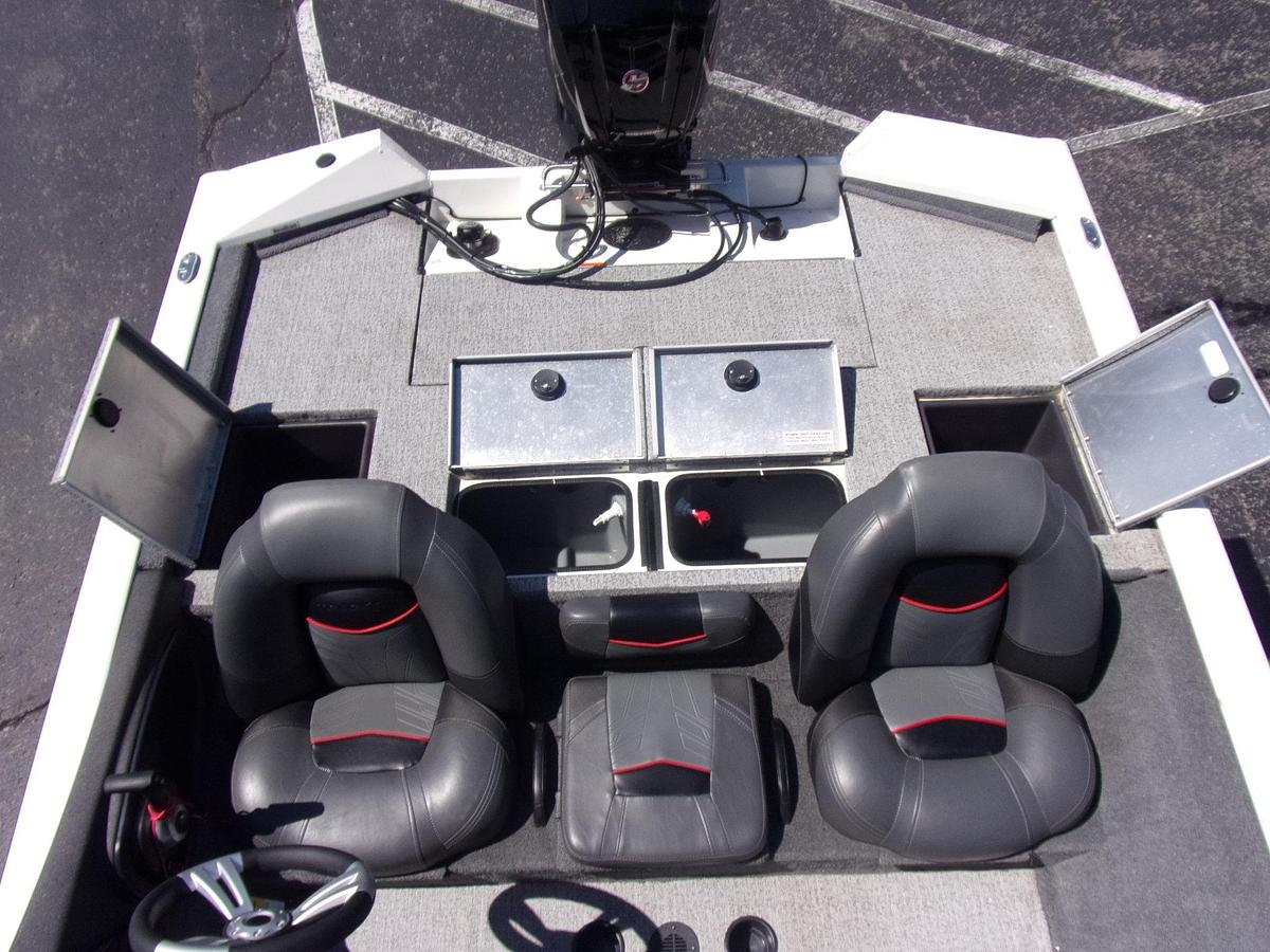 Used 2022 Tracker 195 Pro Tour Edition with Mercury 115 Pro XS with only 44 hours