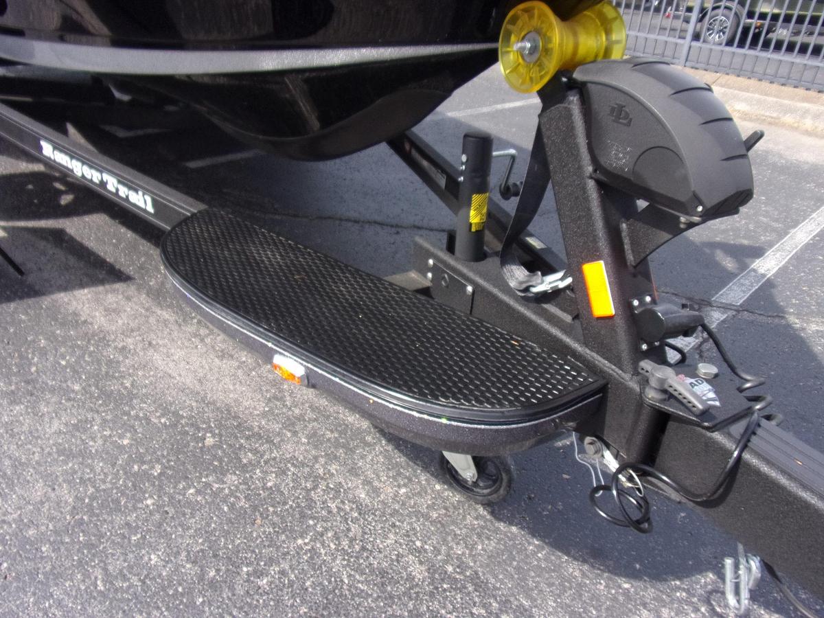 Used 2024 Ranger Z 521 R Ranger Cup with POINT 1 engine hour (not 1 hr - point 1 hr)!