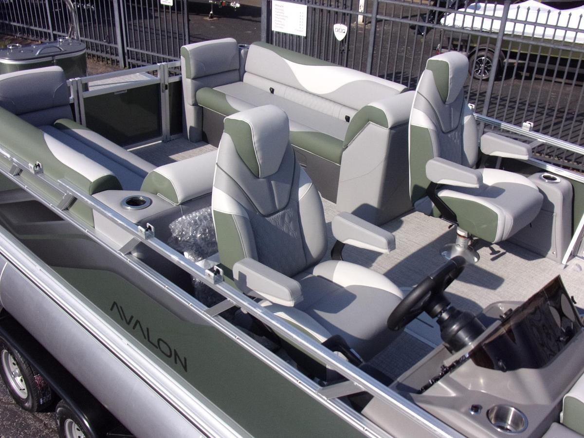 2026 Avalon Venture 85 Quad triple log with trailer