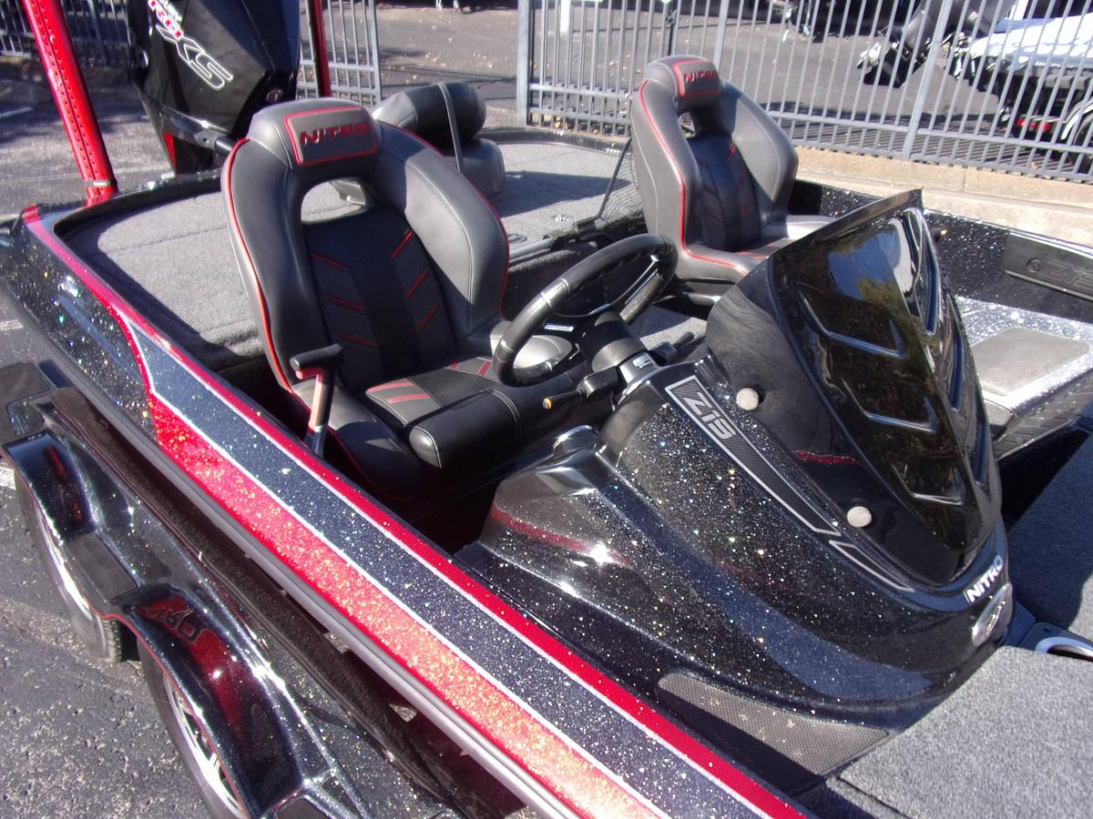 Used 2019 Nitro Z 19 with 200 4-stroke, Spot Lock, 10' Blades, 3 H'Bird units