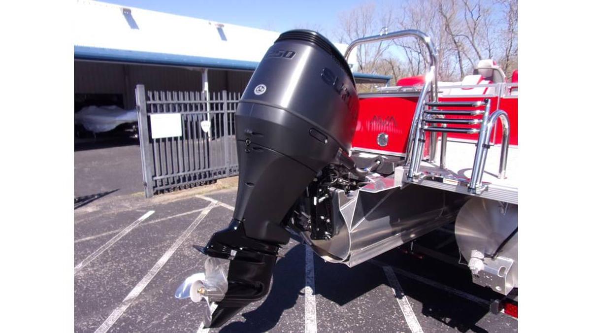 2025 Avalon 23' LSZ Quad Lounger triple log with Suzuki DF 250