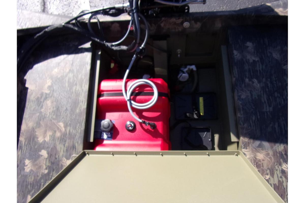 2025 Crestliner 1700 Storm jet drive