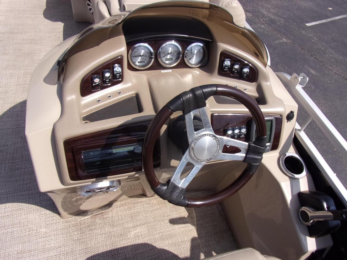 Used 2015 Bennington G 22 Triple Log with Yamaha 150 4-stroke