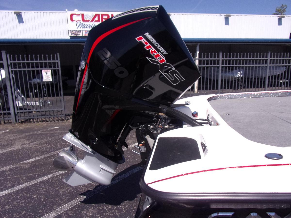 2026 Caymas CX 20 DEMO with Mercury 250 L Pro XS
