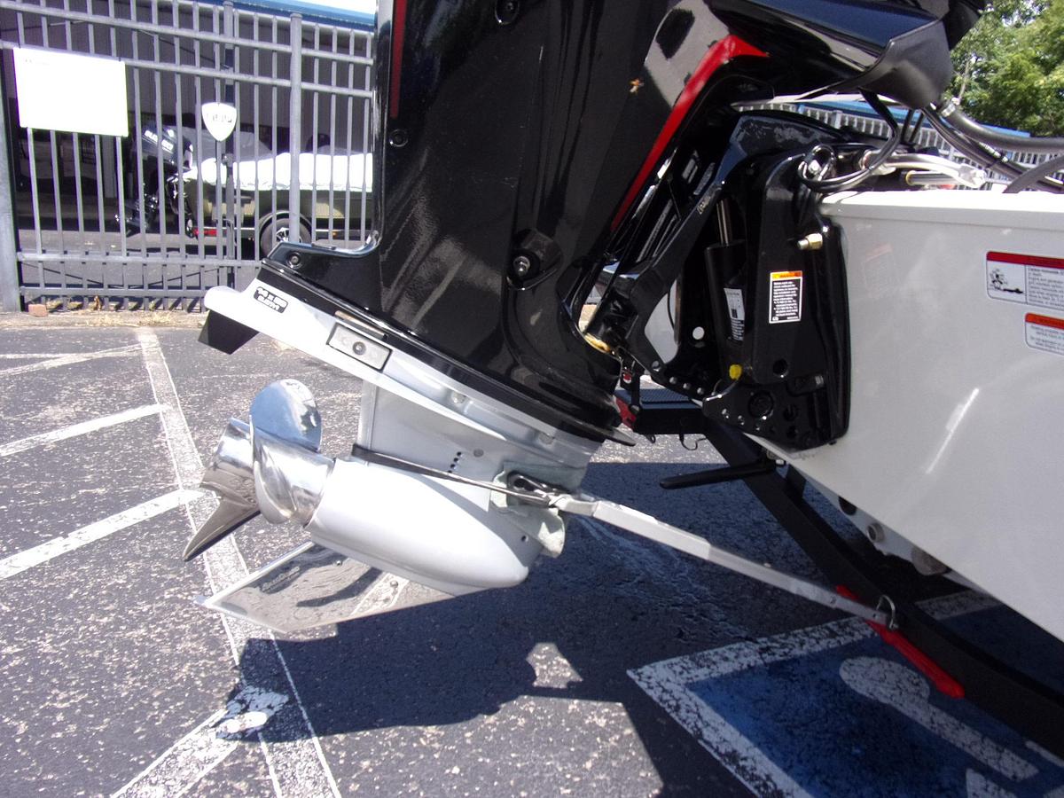Used 2022 Tracker 195 Pro Tour Edition with Mercury 115 Pro XS with only 44 hours