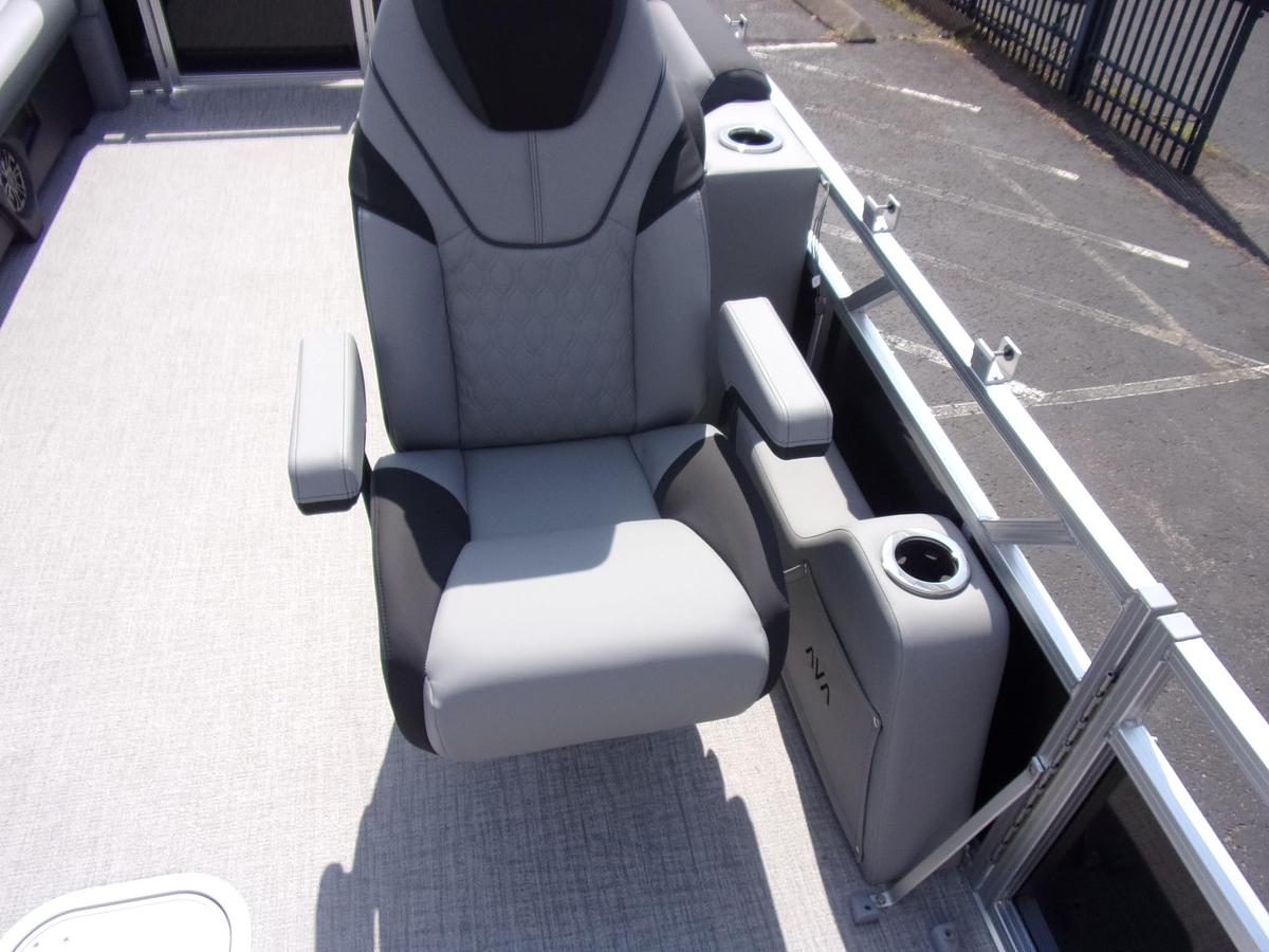 2026 Avalon Venture 85 Quad triple log with trailer