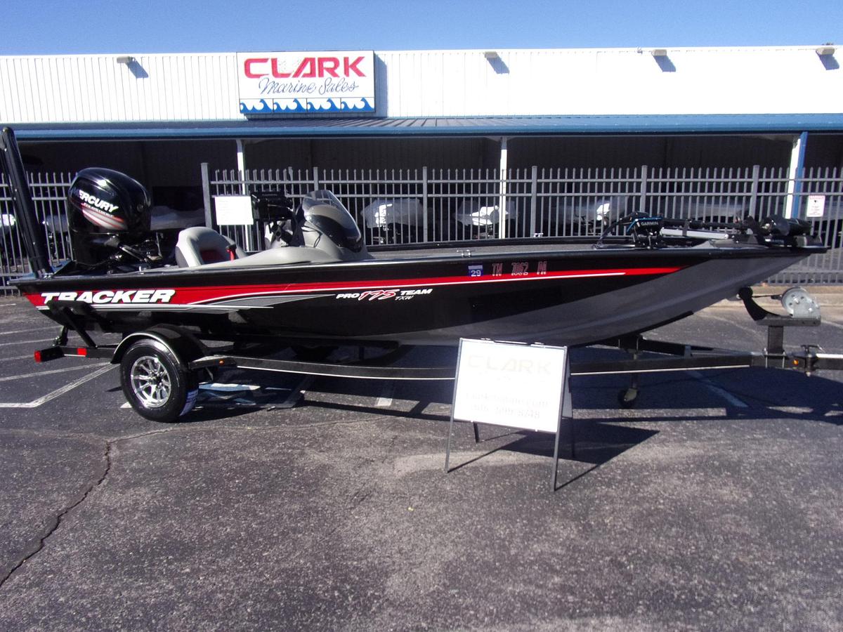 Used 2017 Tracker 175 TXW with Mercury 75 4-stroke, brand new carpet, Garmin 93 SV and Power Pole