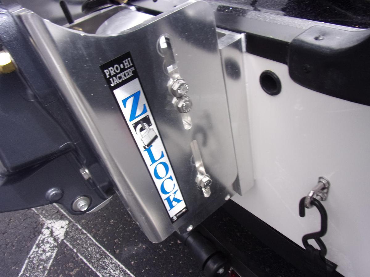 Used 2027 Caymas 201 Pro
