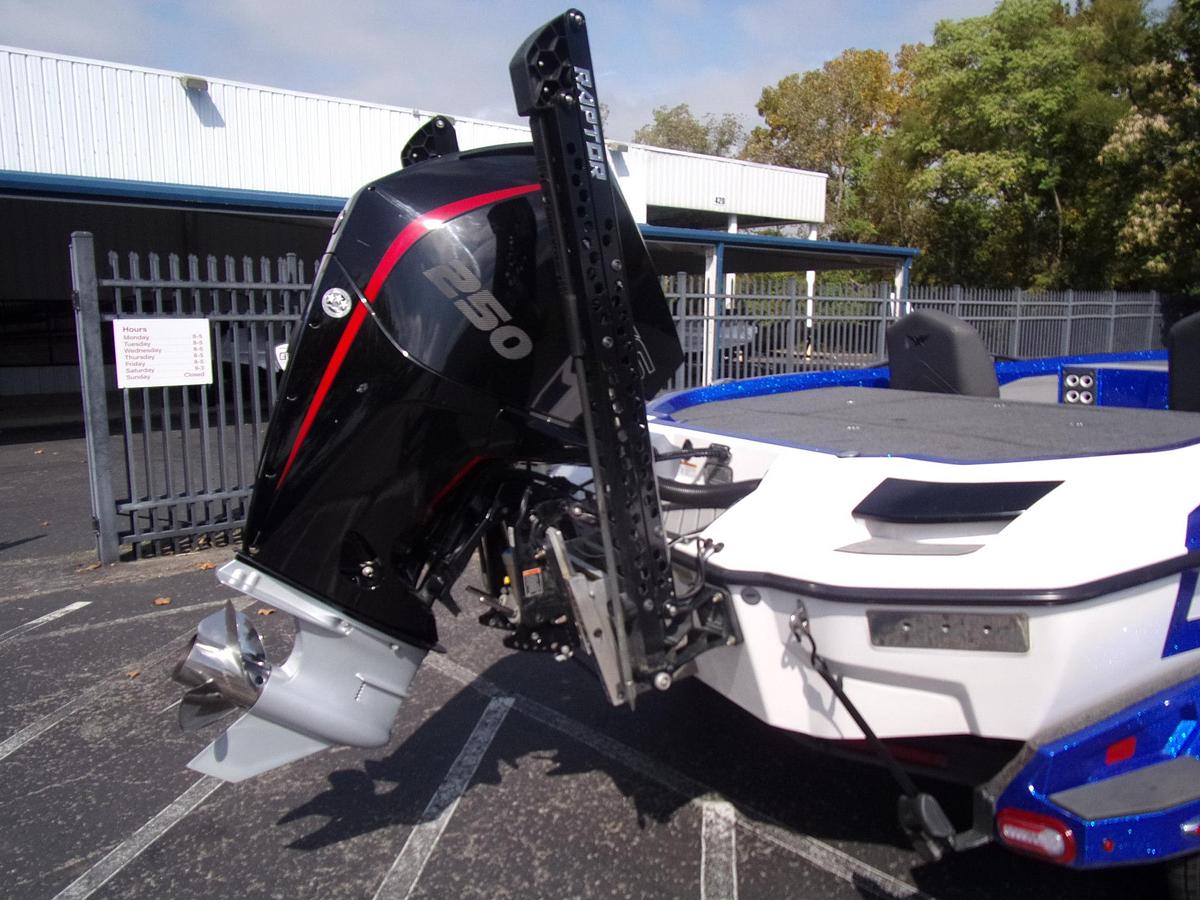 Used 2022 Vexus VX 21