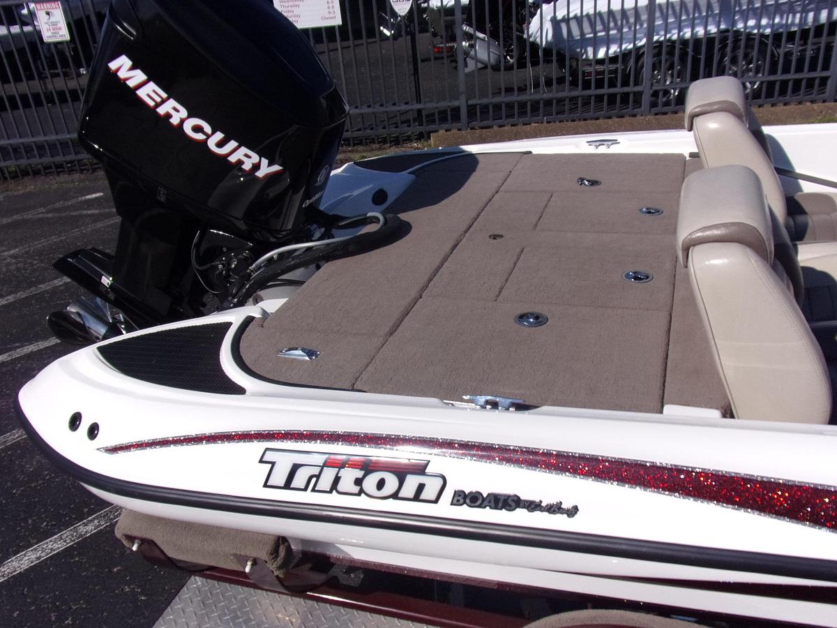 Used 2006 Triton TR 186 with Mercury 150 Optimax - 82 hours!