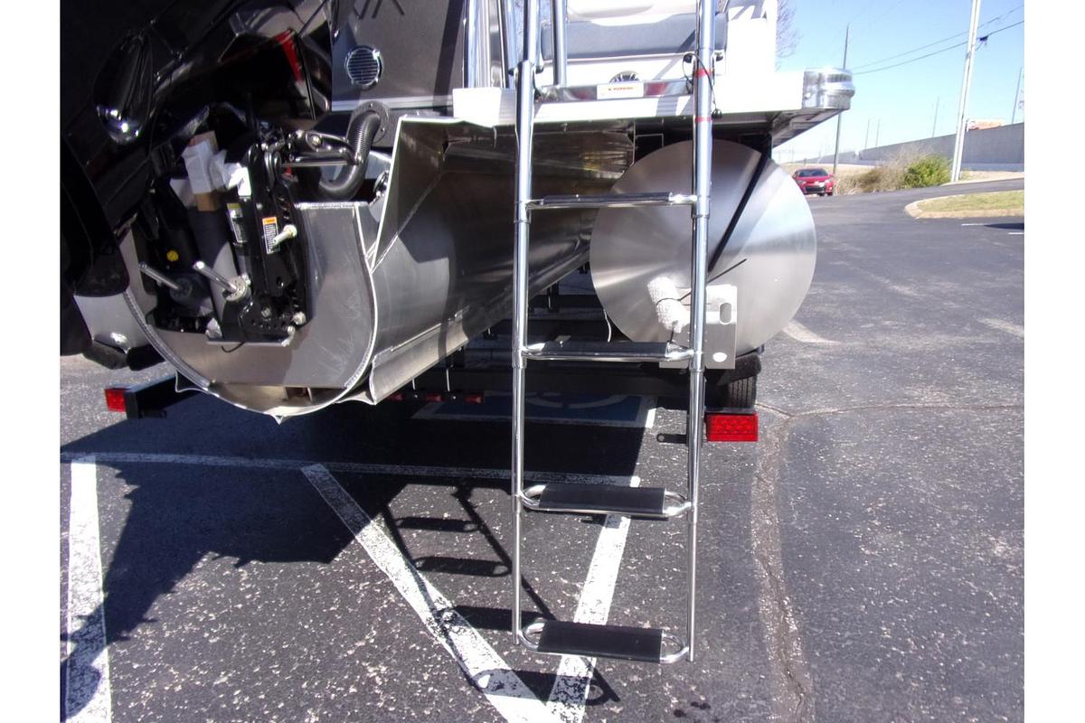 2025 Avalon 25 LSZ Quad Lounger Shift triple log with Mercury 250 Pro XS 4-stroke