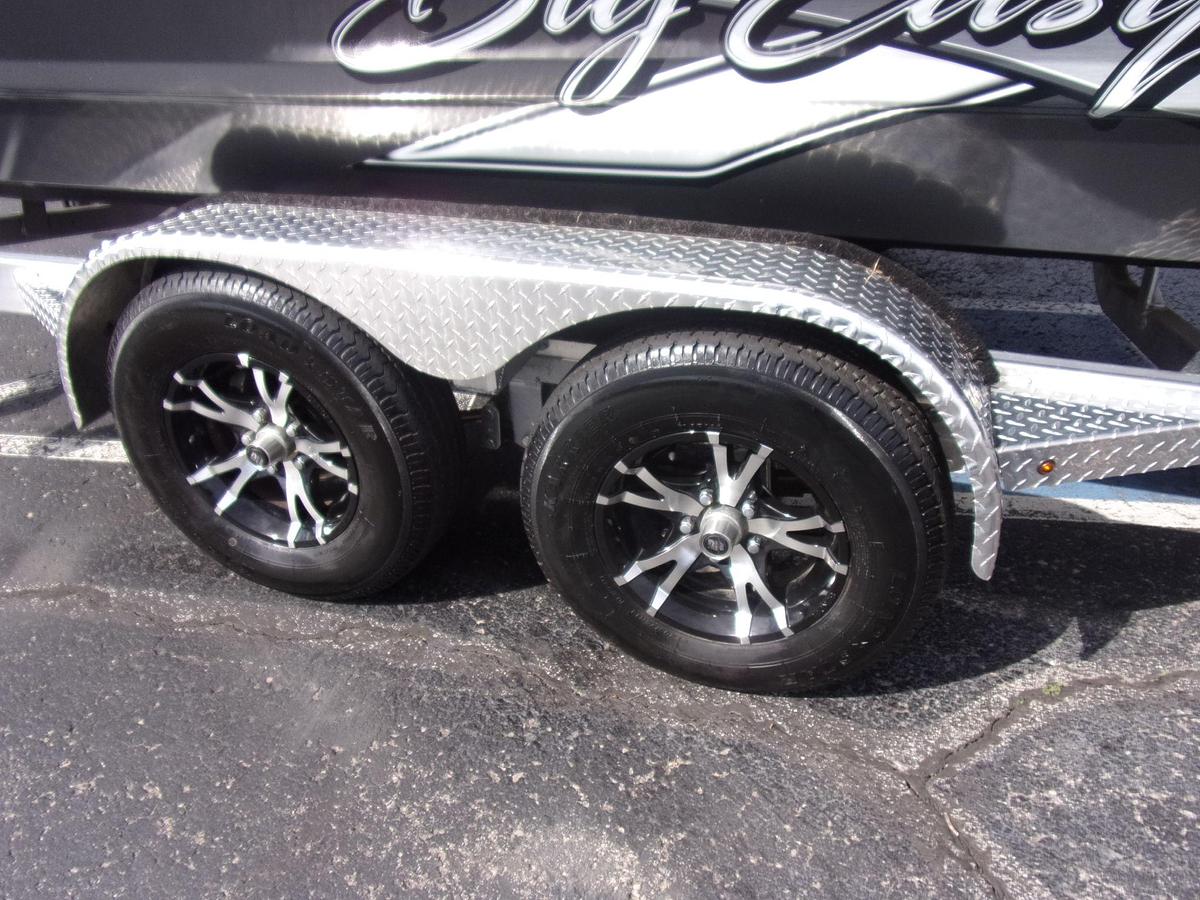 Used 2022 SeaArk Big Easy - with only 3 hours!