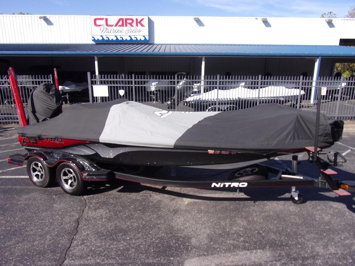 Used 2019 Nitro Z 19 with 200 4-stroke, Spot Lock, 10' Blades, 3 H'Bird units
