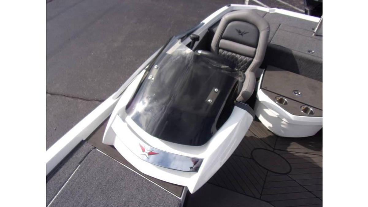 Used 2020 Vexus VX20 with only 30 HOURS!