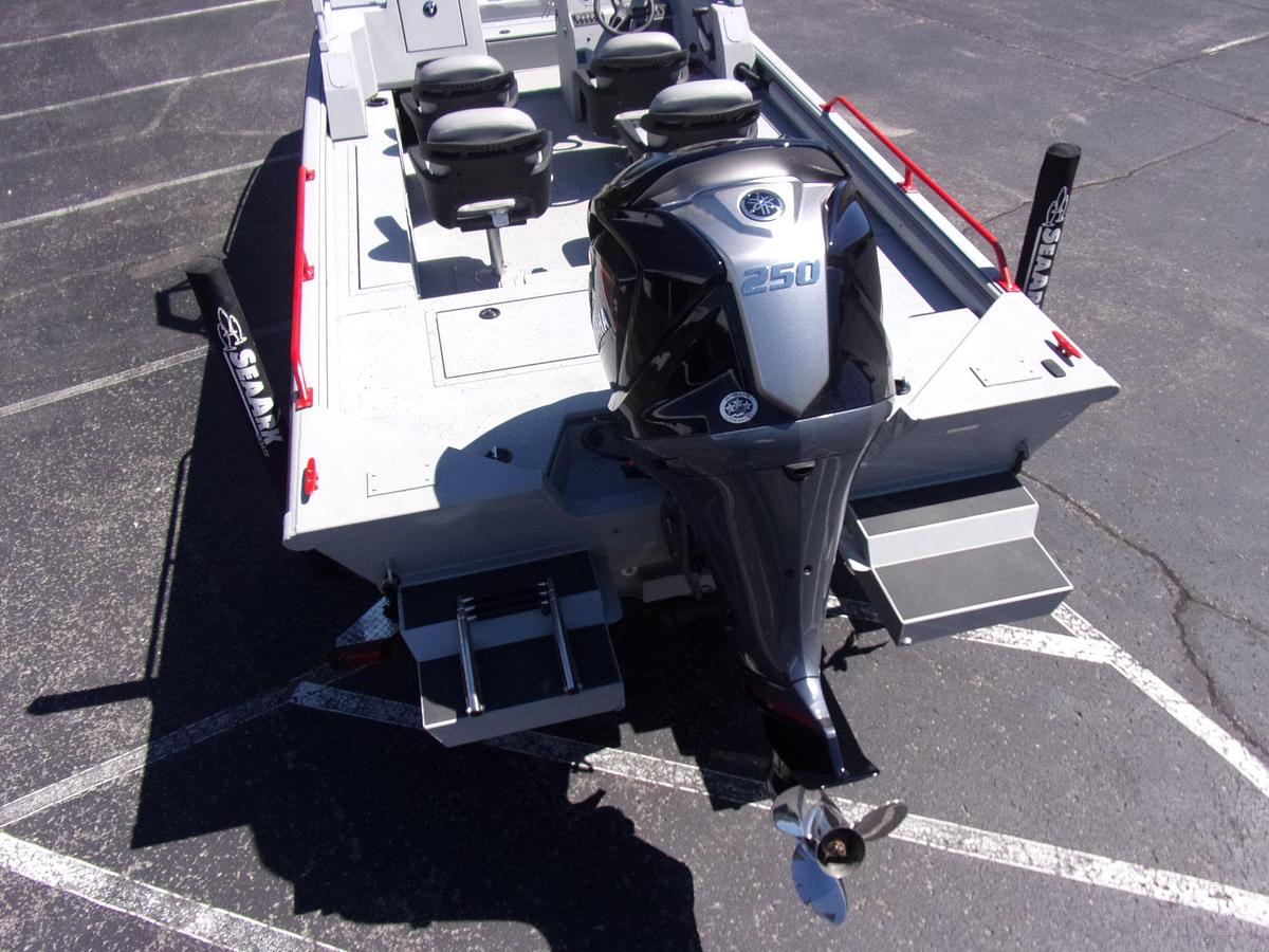 Used 2025 SeaArk Pro Cat 240