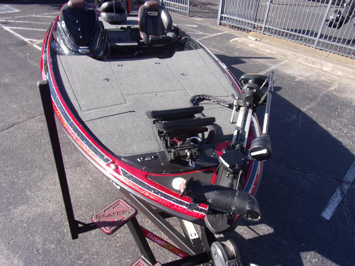 Used 2019 Nitro Z 19 with 200 4-stroke, Spot Lock, 10' Blades, 3 H'Bird units