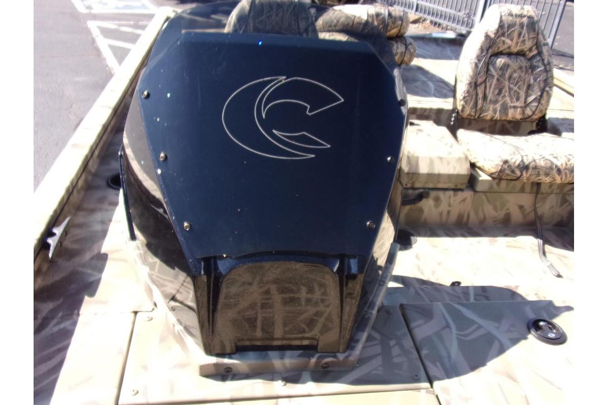 2025 Crestliner XF 189