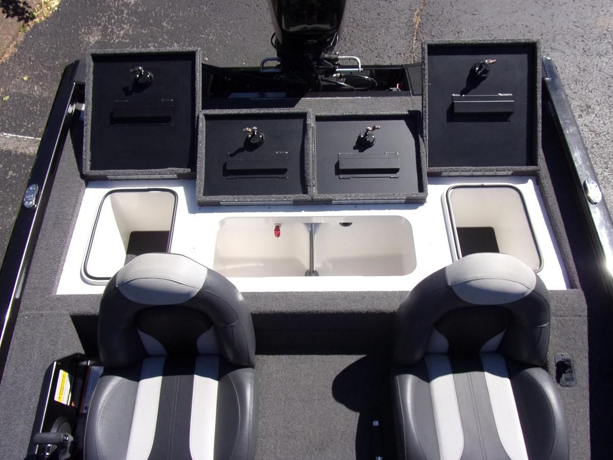 Used 2021 Vexus AVX 181 with Mercury 60 C.T. with 65 hours