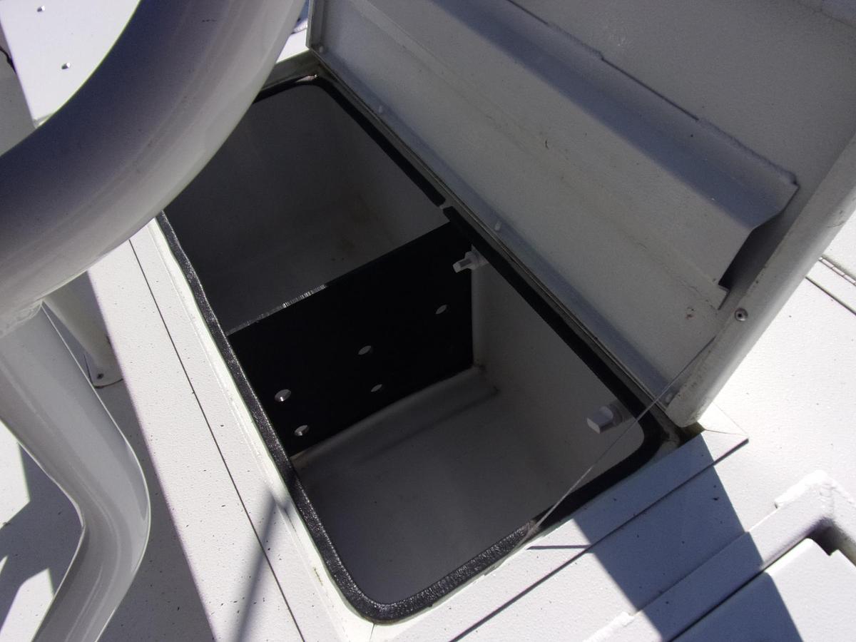 Used 2022 Lowe 20 Bay with Mercury 150 Pro XS ONLY 9 HOURS and 2 year warranty