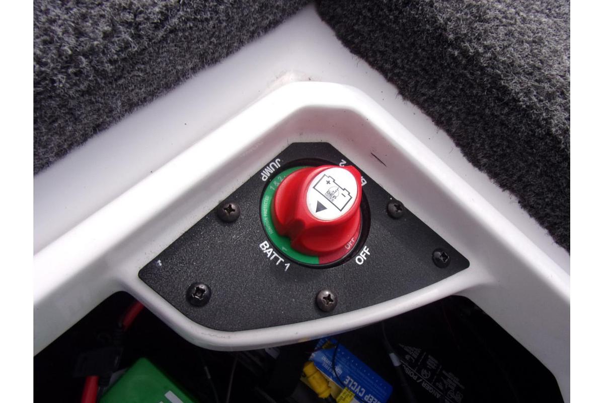 2020 Vexus Vexus VX20 with only 30 HOURS!