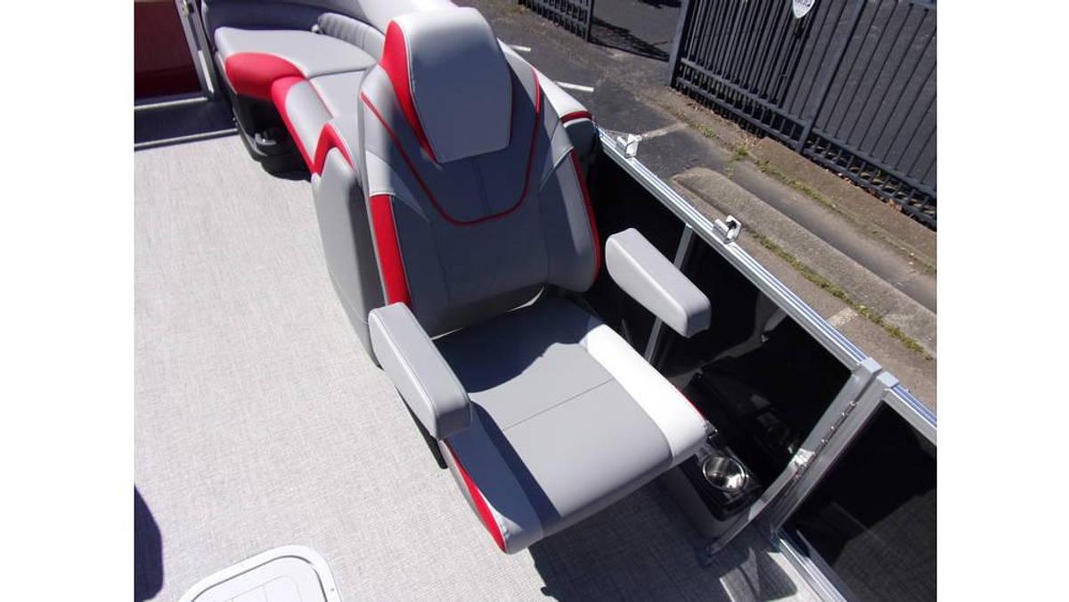 2025 Avalon 23' LSZ Quad Lounger triple log with Suzuki DF 250