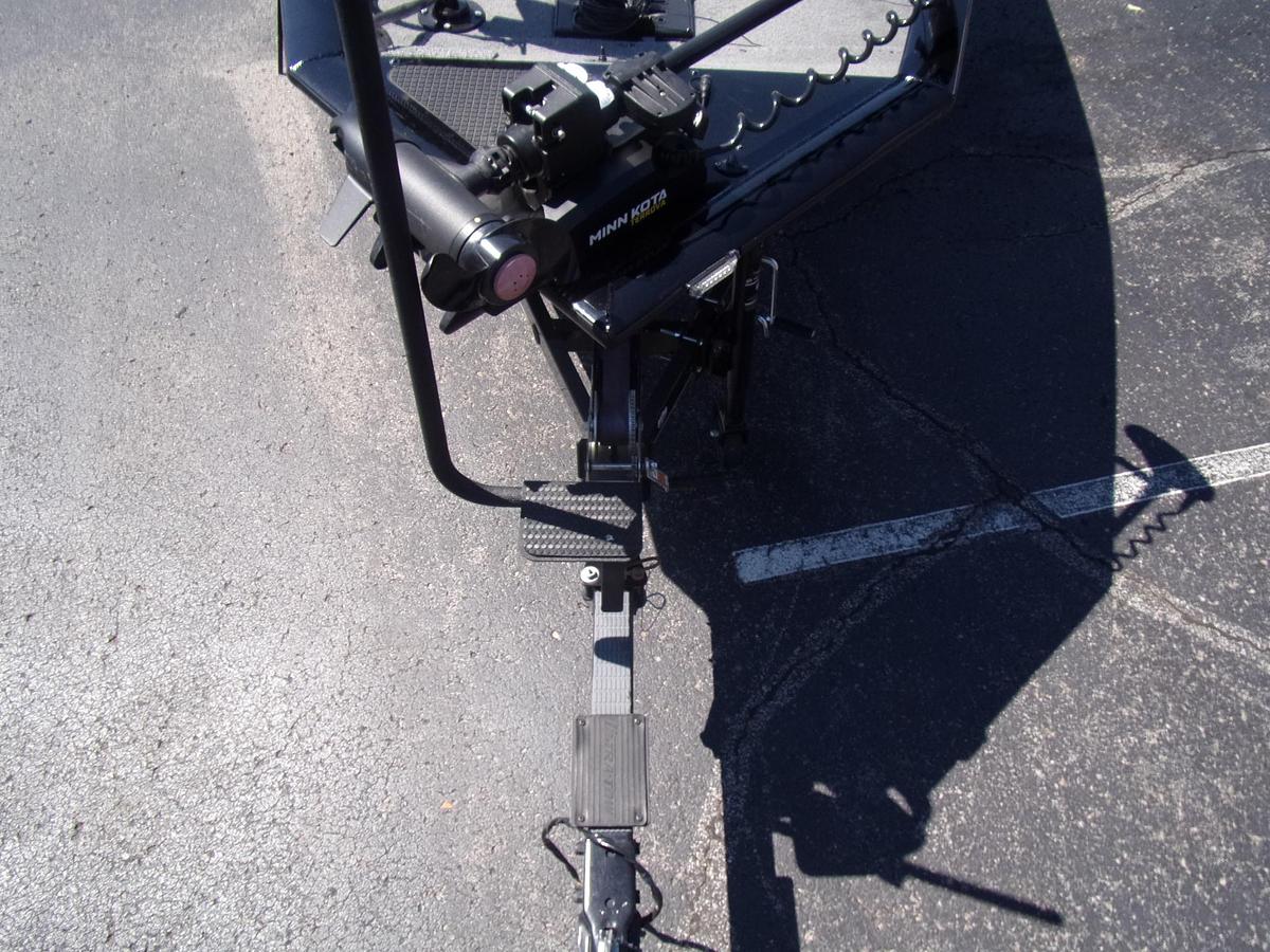 Used 2016 Tracker 175 TXW