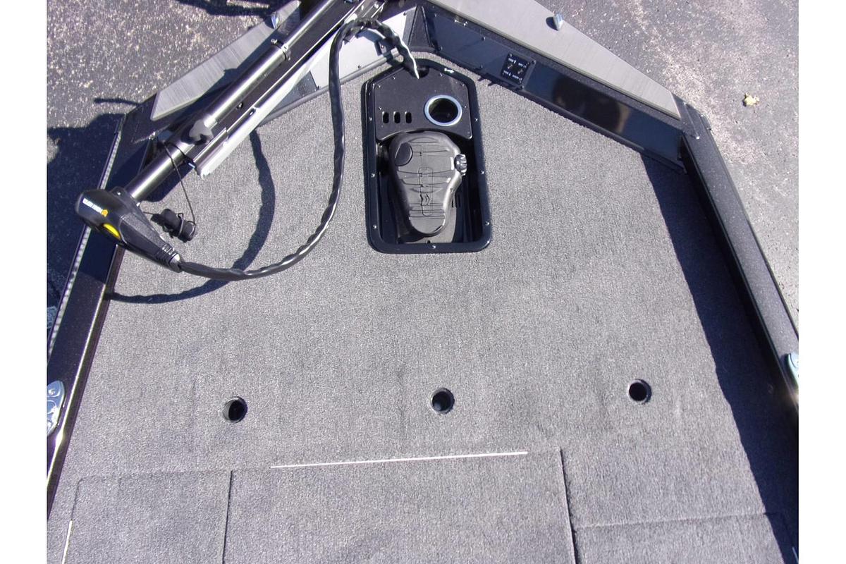 2026 Vexus AVX 189 Defender