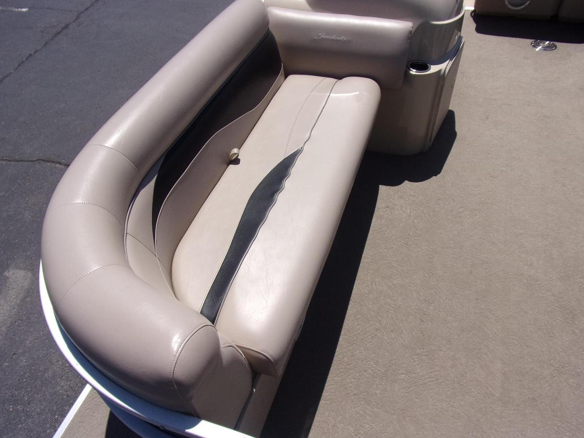 Used 2014 Sweetwater 2086 with Yamaha F90