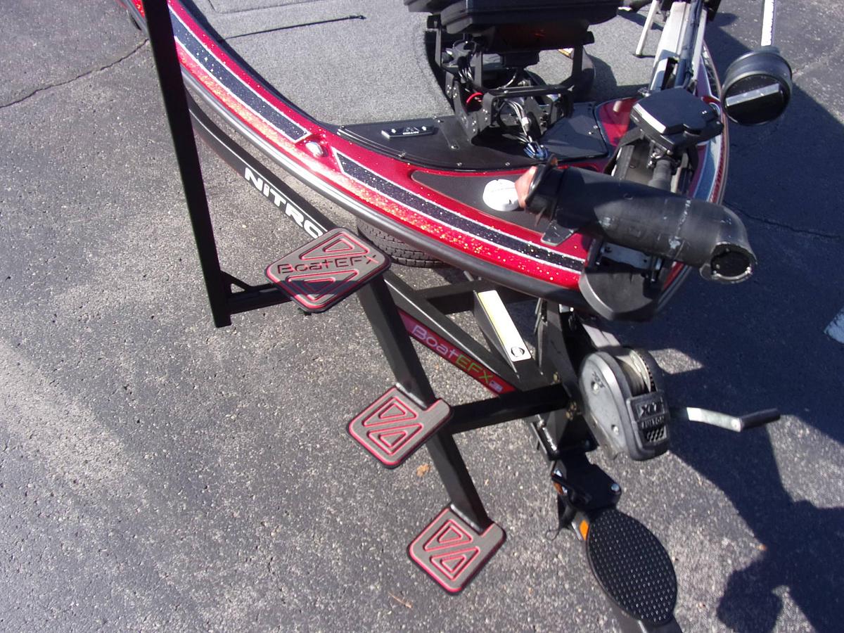 Used 2019 Nitro Z 19 with 200 4-stroke, Spot Lock, 10' Blades, 3 H'Bird units