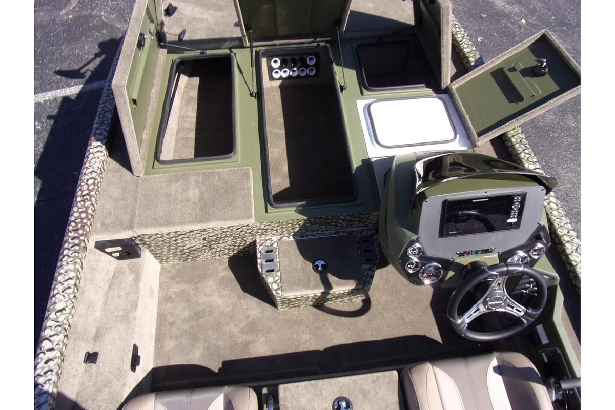 2026 Vexus AVX 1880 with Hex Vex camo