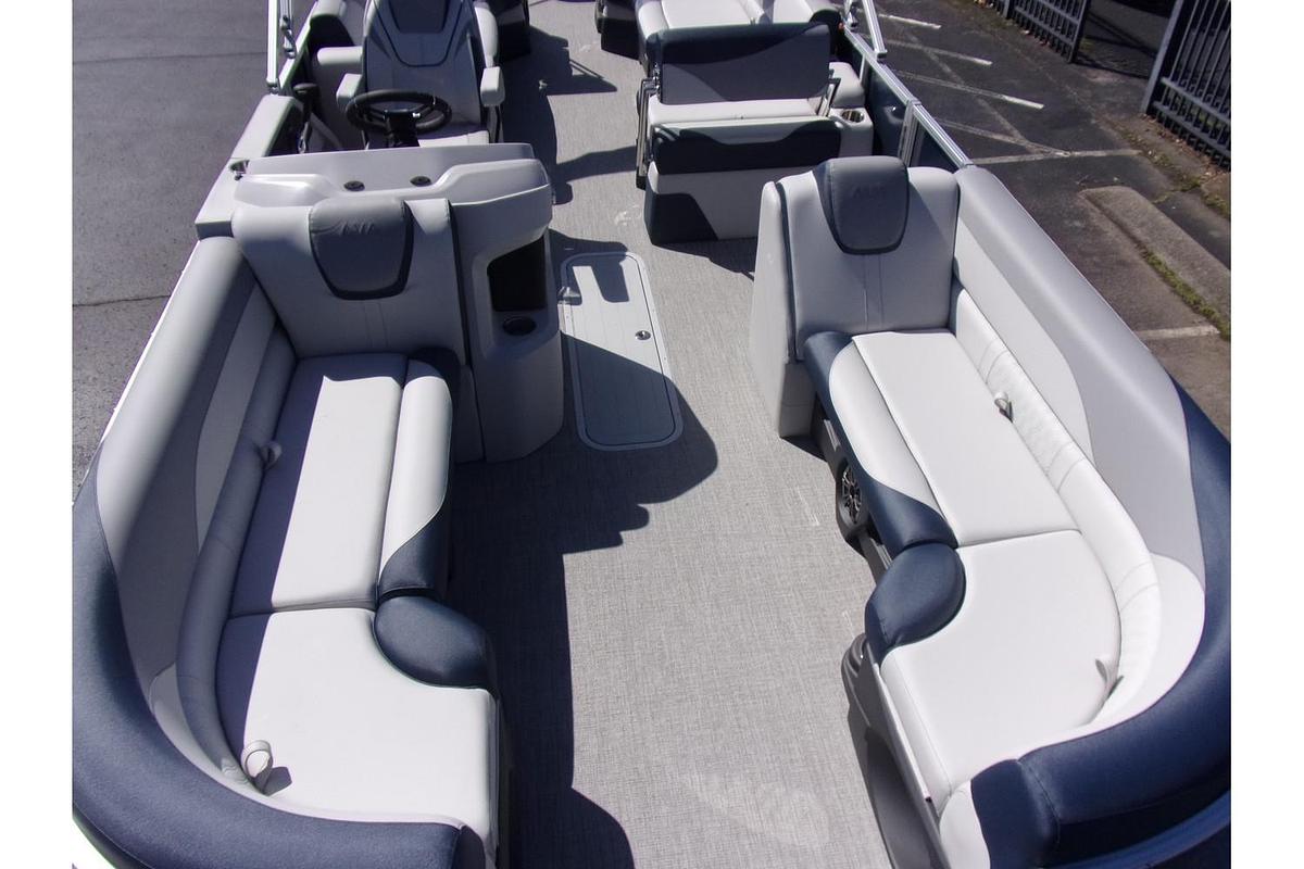 2025 Avalon 25 LSZ Quad Lounger Shift triple log with Mercury 250 Pro XS 4-stroke