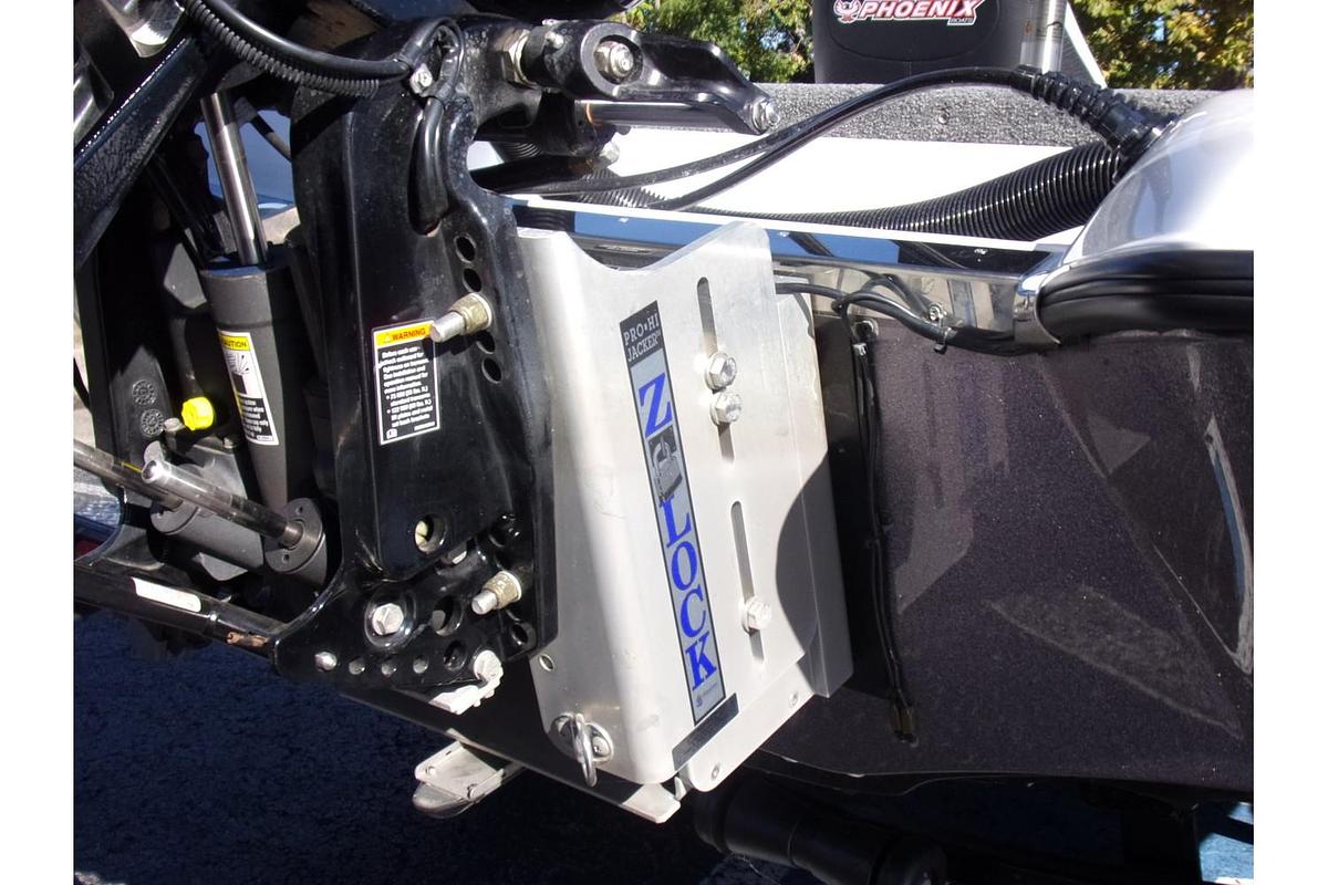 Used 2018 Phoenix Boats 618 Pro - like new with only 20 hours!