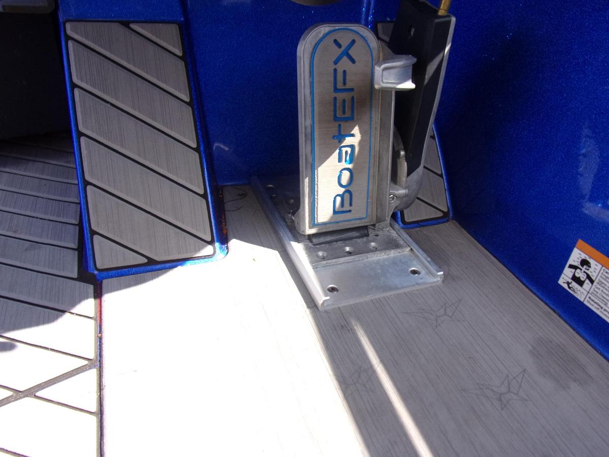 Used 2022 Vexus VX 21