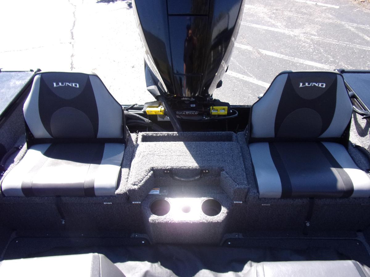 Used 2020 Lund 1875 Pro V