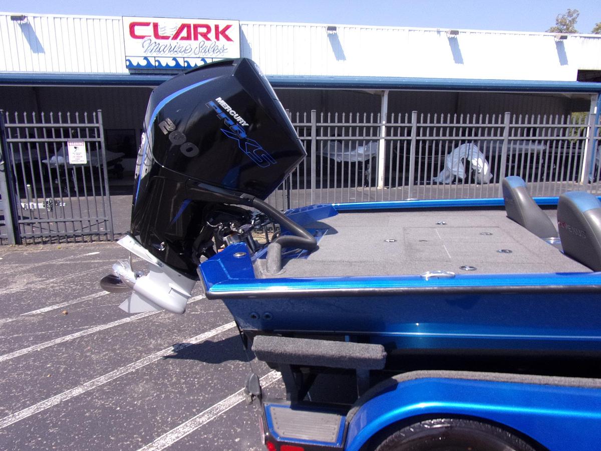 Used 2021 Vexus AVX 2080