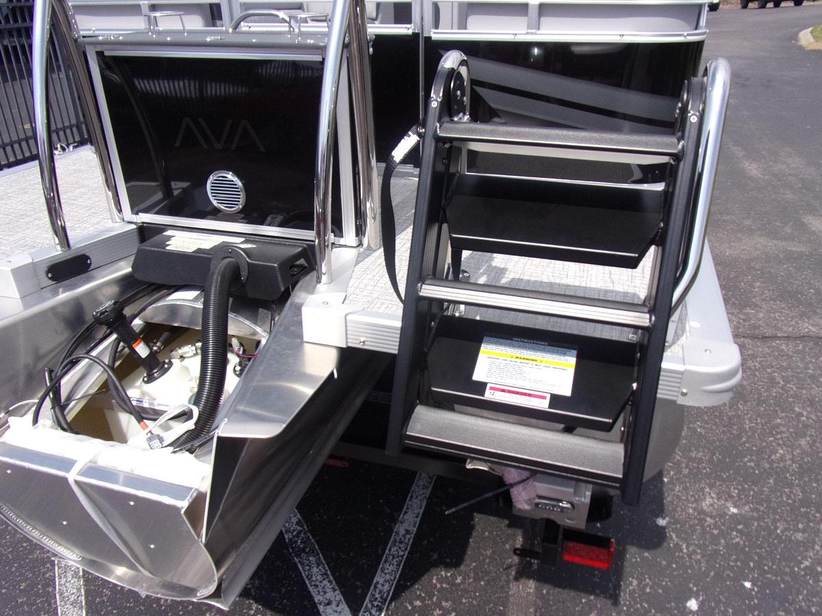 2026 Avalon Venture 85 Quad triple log with trailer