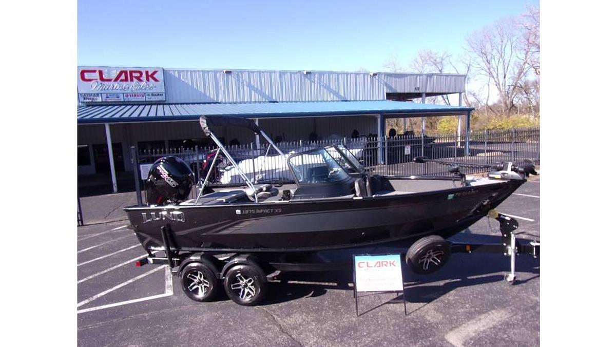 Used 2023 Lund 1875 Impact XS