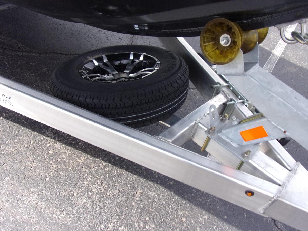 Used 2022 SeaArk Big Easy - with only 3 hours!