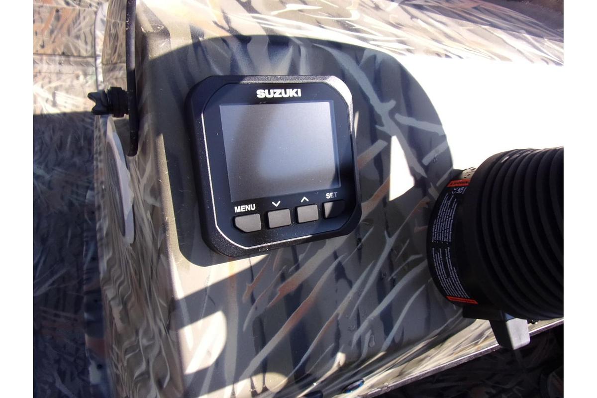 2025 SeaArk Phantom 20 XV Side Console