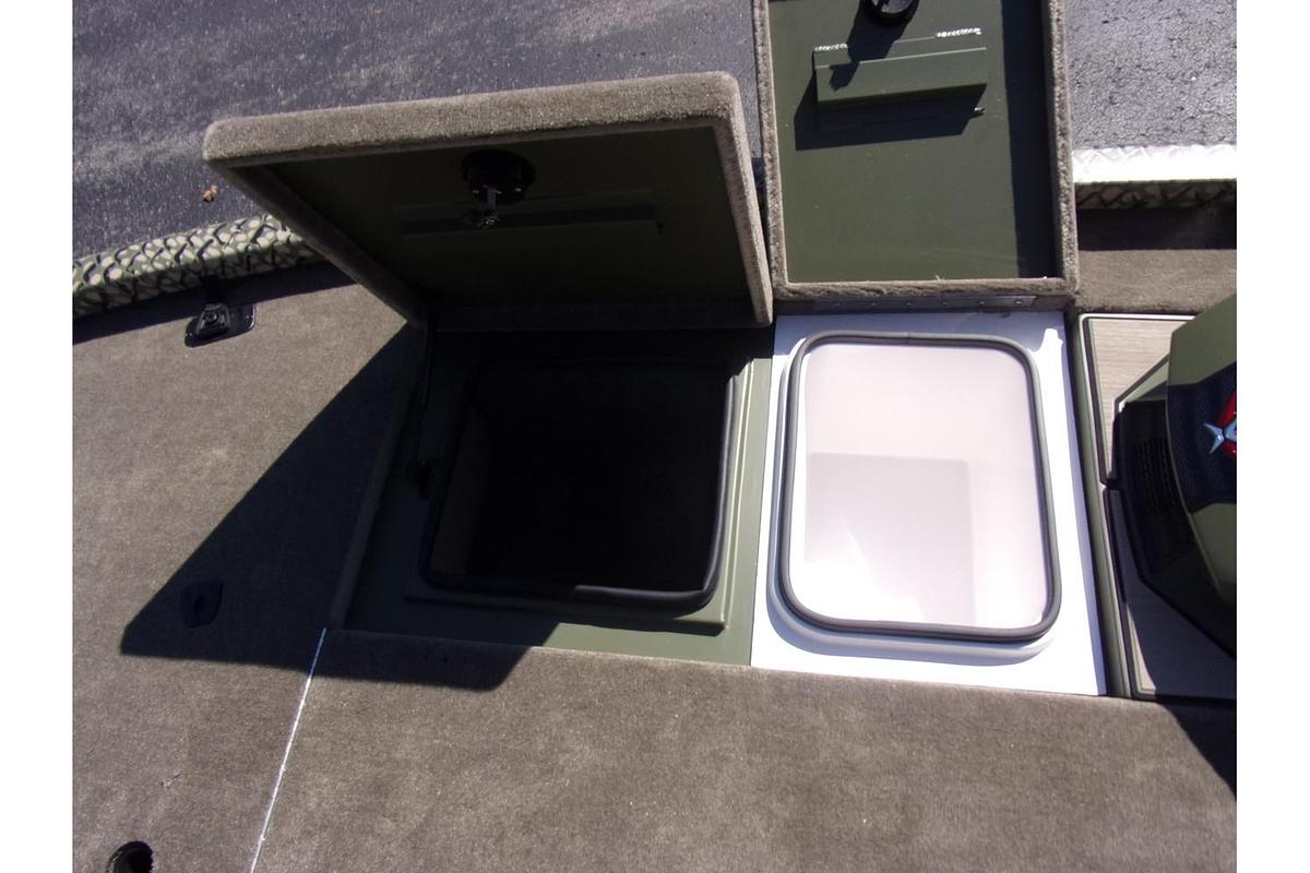 2026 Vexus AVX 1880 with Hex Vex camo