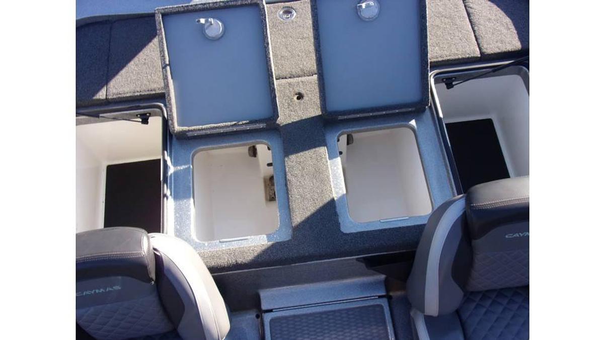 Used 2022 Caymas CX 21