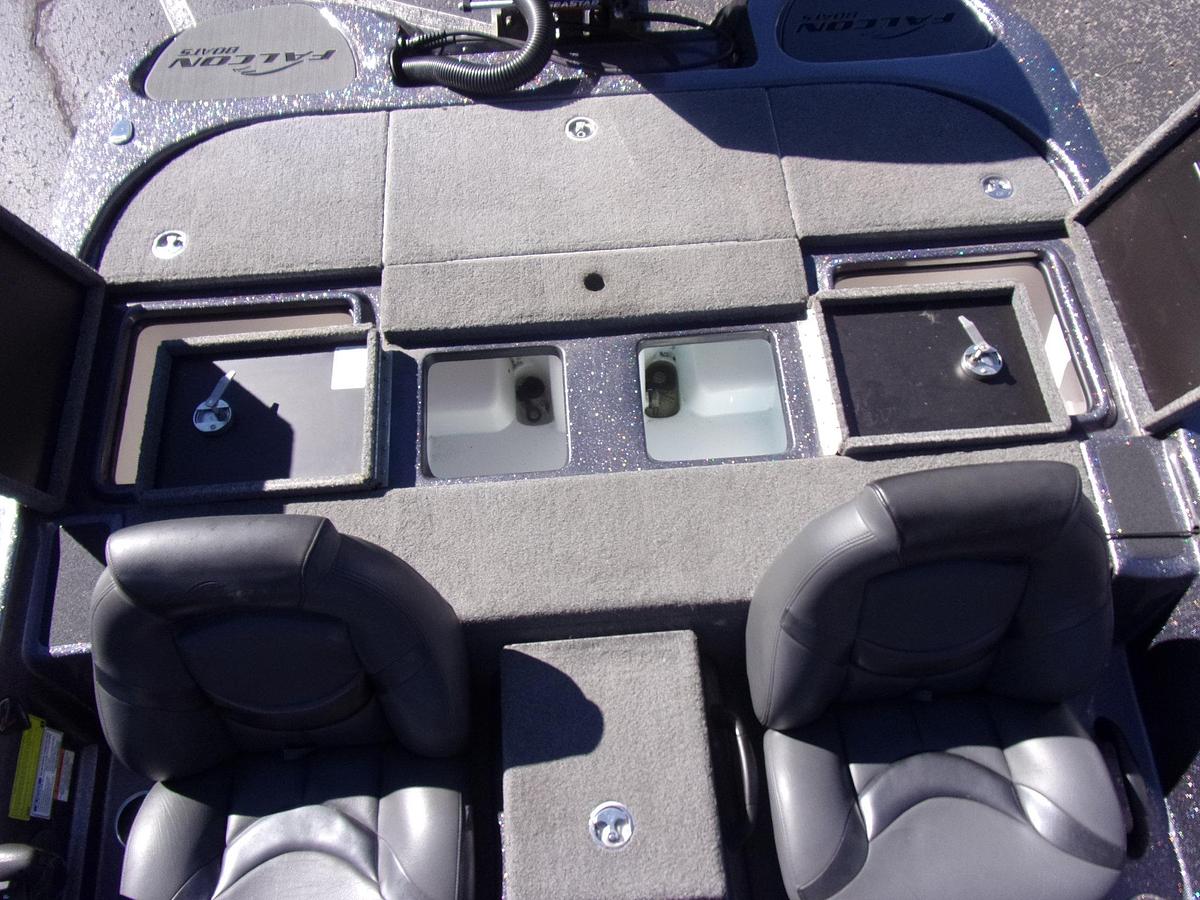 Used 2019 Falcon F 195 with 2024 Mercury 200 Pro XS w/27 hours and Platinum warranty until 2030