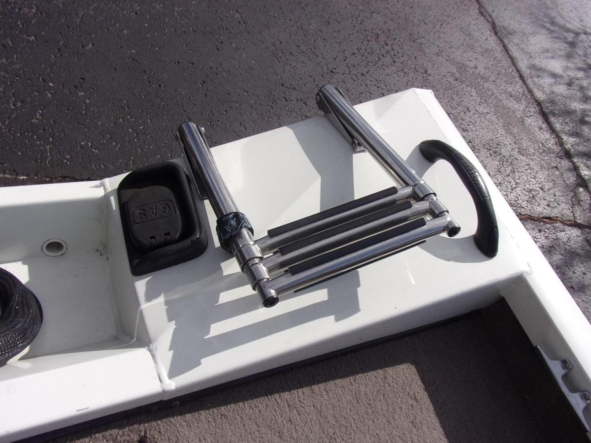 Used 2010 Triton TS 18