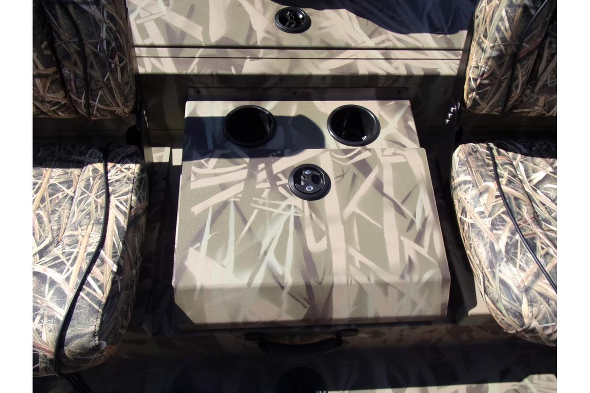 2025 Crestliner XF 189