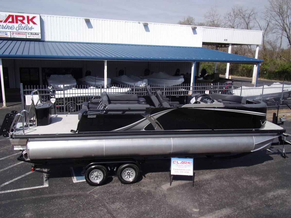 2026 Avalon 23 LSZ Quad Lounger Shift triple log with Suzuki DF 250 SS 4-stroke
